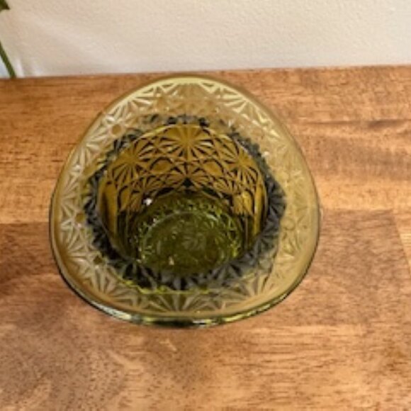 Fenton Daisy Button‎ Green Glass Top Hat Vintage Pressed Glass Toothpick Holder - Picture 4 of 4